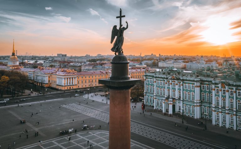 Бело-Балетные ночи в Санкт-Петербурге